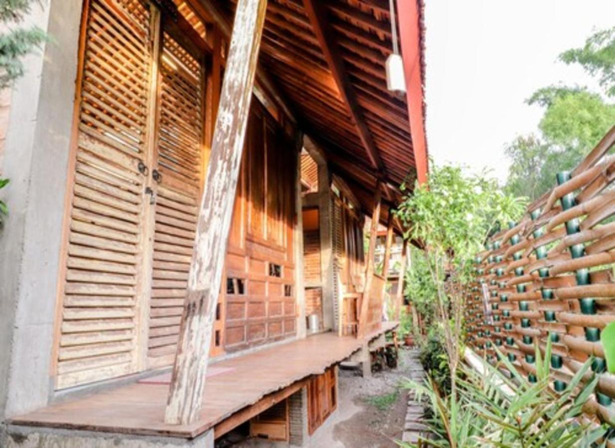 Lorong Homestay Bantul Exterior foto