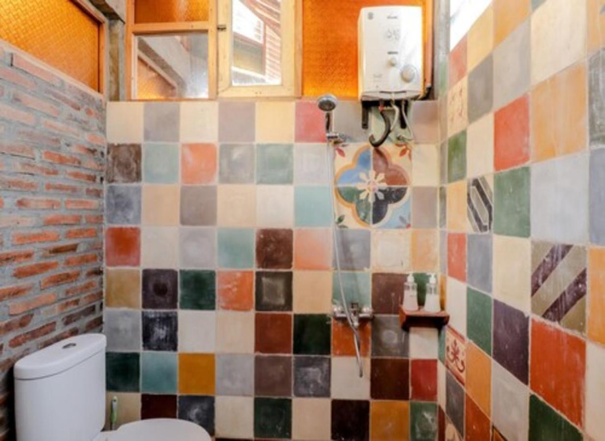 Lorong Homestay Bantul Exterior foto